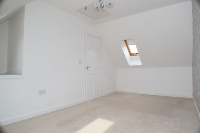 Town house to rent in Regal Walk, Bridgwater