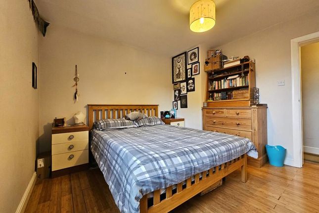 5 Brincliffe Court,, Nether Edge Road, Sheffield photo 5