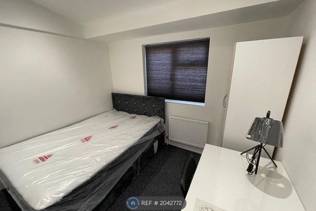 Room to rent in Maldon Road, Colchester