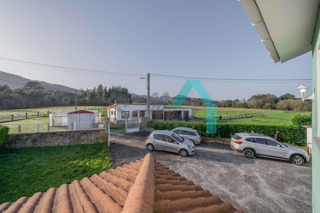 Villa for sale in Camino La Llanera 33157, Castañera, Asturias