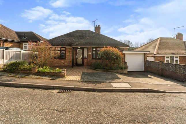 Thumbnail Bungalow for sale in Harbourland Close, Maidstone