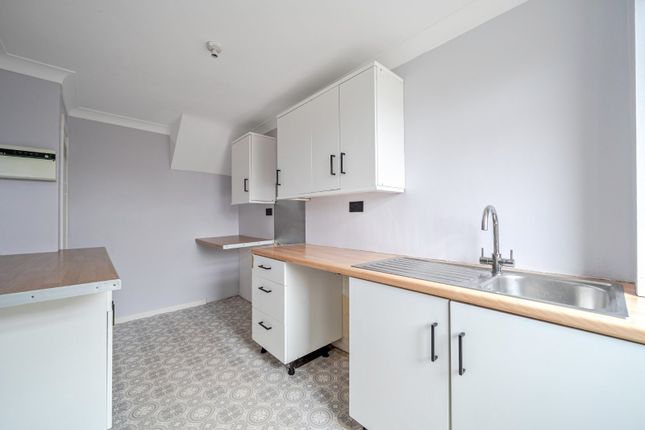 15, Rainford Way, West Midlands photo 4