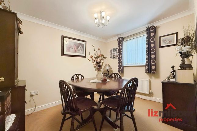 78, Excelsior Drive, Swadlincote photo 3