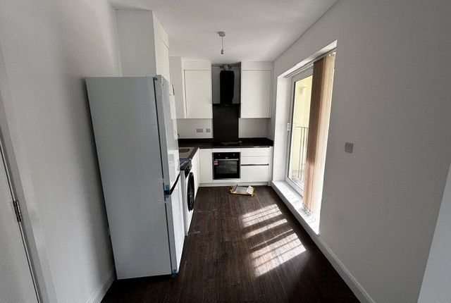 Flat 1, 30, Chapel Road, West Sussex photo 3