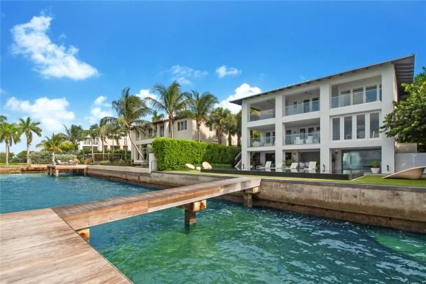 Property for sale in 750 South Mashta Drive, Key Biscayne, Fl, 33149