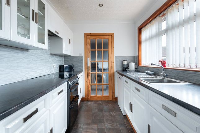 14, Den Street, Leven photo 3