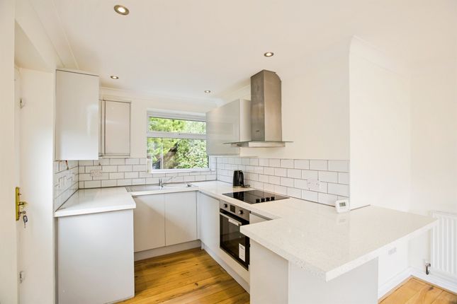 17, Simpson Road, HEBDEN BRIDGE photo 4