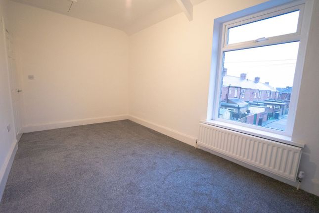 30, Church Street (E), Consett photo 5