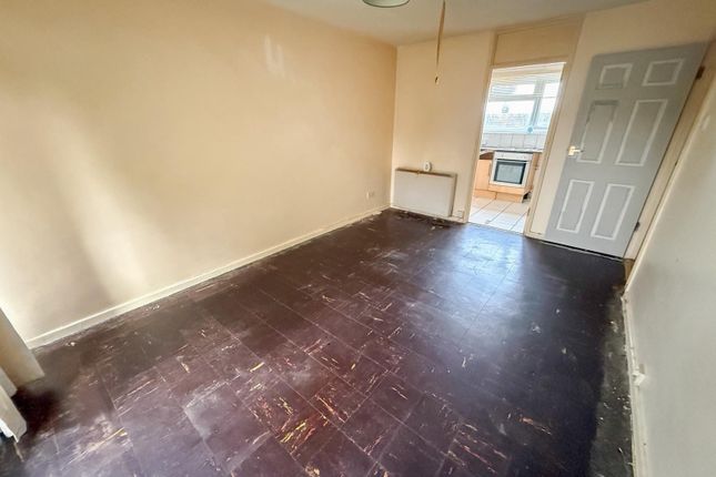 Flat 20, Lanark Court, Hamsey Close, Eastbourne photo 3