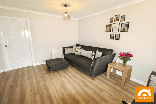 37, Rosemount Grove, Leven photo 3