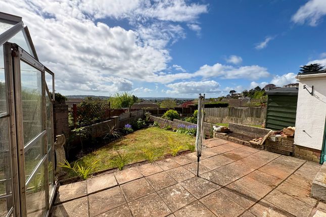 8 Sutton Close, Torquay photo 2