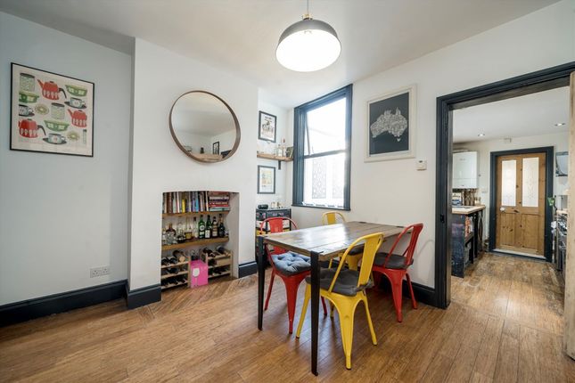 33, Green Lane, London photo 2