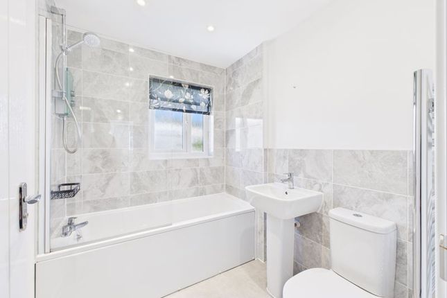 7, Levant Rise, Falmouth photo 3
