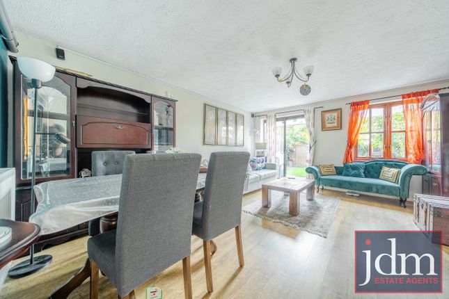 86, Hither Farm Road, London photo 4
