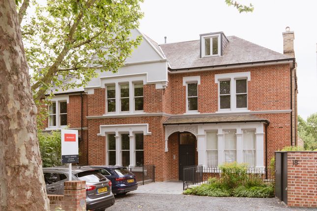 Thumbnail Flat for sale in Grove Park, Camberwell