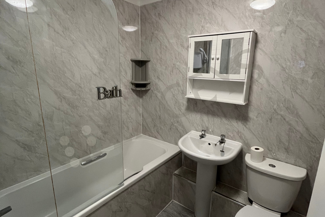 Flat 1, Yeovil photo 2