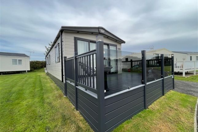 Mobile/park home for sale in Beach Road, Kessingland, Lowestoft