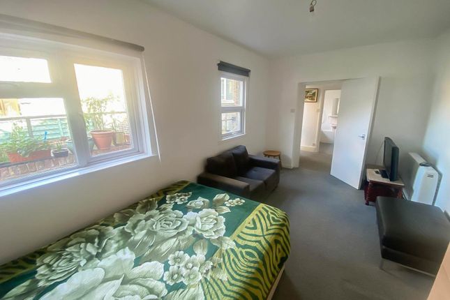 34a, Munro Mews, London photo 5