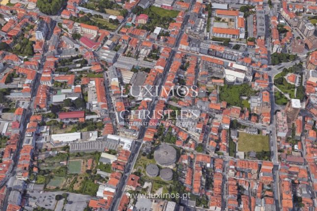 Block of flats for sale in Porto, Portugal