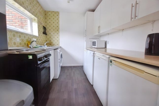 Town house to rent in Overbrook Walk, Edgware