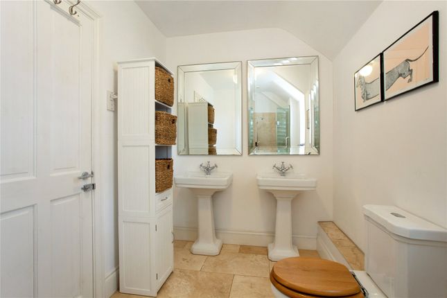 Ensuite