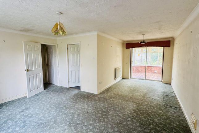 10, Oak Close, Bromyard photo 3