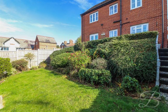 4, East Street, Chesterfield photo 2
