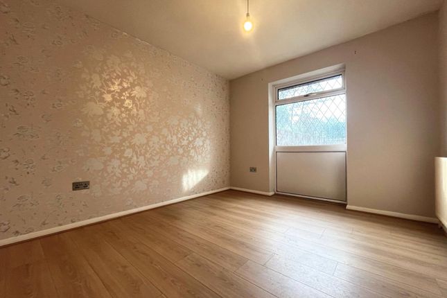 51, Wellesley Close, Ash Vale photo 5
