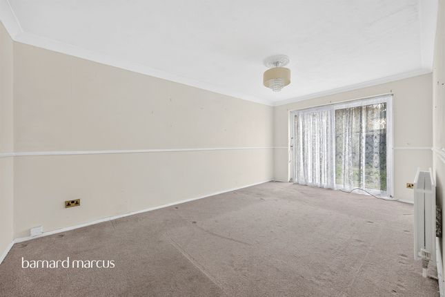 Furze Road, Thornton Heath photo 3