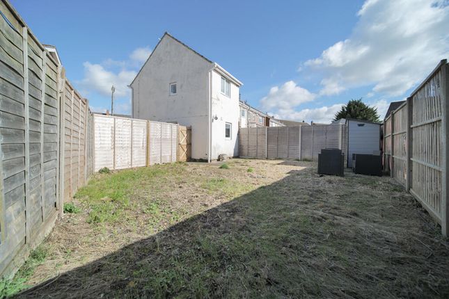 2c, Avon Road, Melksham photo 2