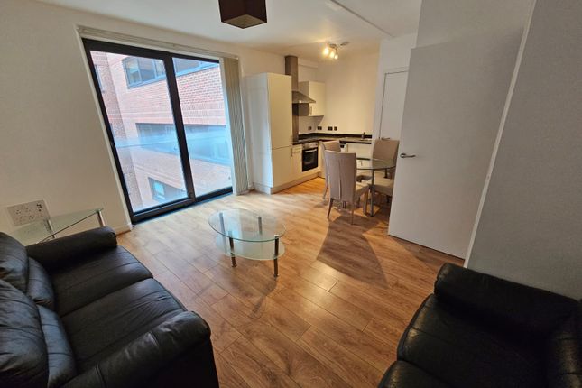 Flat to rent in Tabley Street, Liverpool