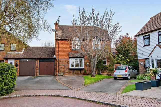 Link-detached house for sale in Bodsham Crescent, Bearsted, Maidstone