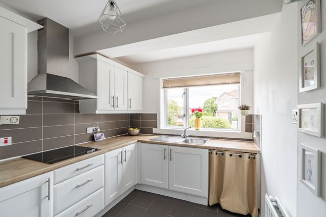 26, Bonaly Drive, Edinburgh photo 4