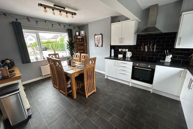 14, Cae Derw, Llandudno Junction photo 4