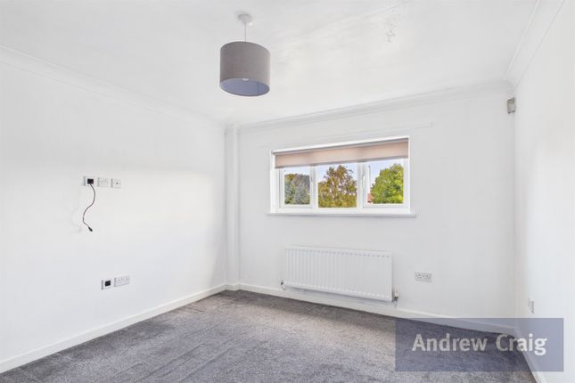 7 Hardyards Court, South Shields photo 4