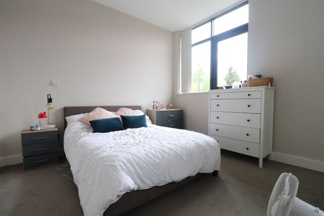 Greenleigh Court, Pudsey photo 4