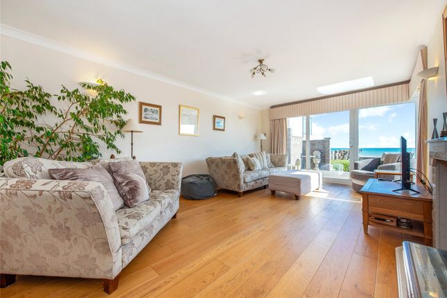 7, Aldwick Avenue, Bognor Regis photo 4