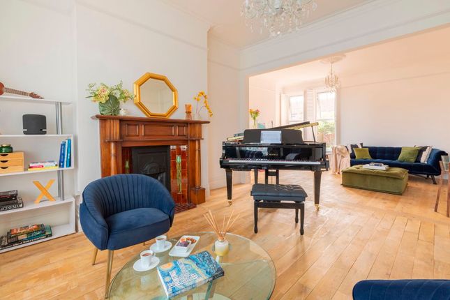 Coast, 84 Royal Parade, Eastbourne photo 3