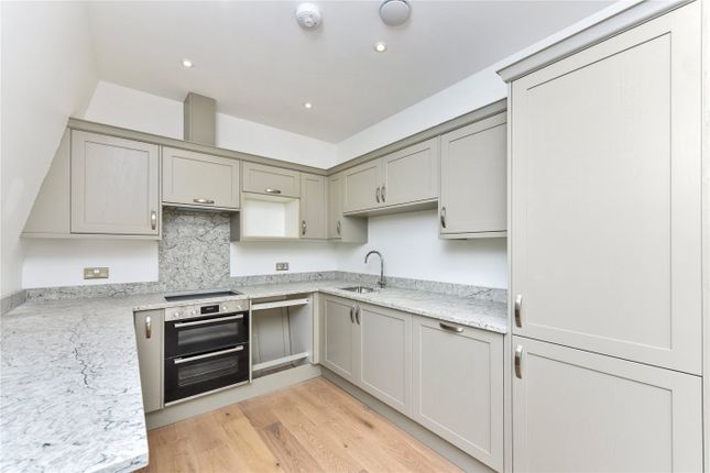 Flat for sale in Forest Hill Road, Forest Hill