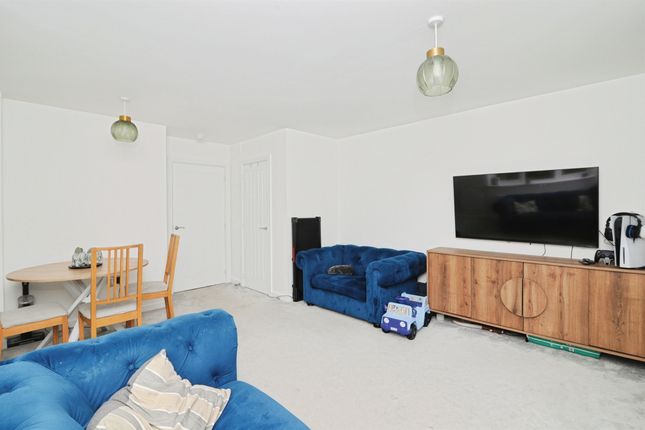 2, Levett Gardens, St. Leonards-On-Sea photo 4
