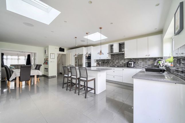 67, Canterbury Road, Harrow photo 2