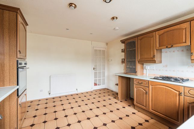 24, Waugh Path, Bonnyrigg photo 4