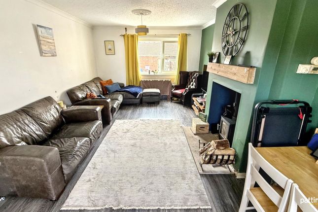 86, Welfare Crescent, Newbiggin-by-the-Sea photo 4