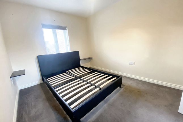 26 Lysaght Way, Newport photo 5