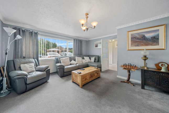 40 Arlington Drive, Leigh photo 4