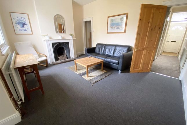 Room 4 , 27 Fraser Street, Bristol photo 5