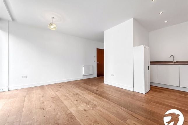 Flat 68, Berwick House 8-10,, Knoll Rise, Orpington photo 4