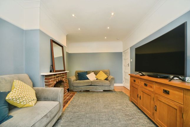 Dairsie Road, London photo 3