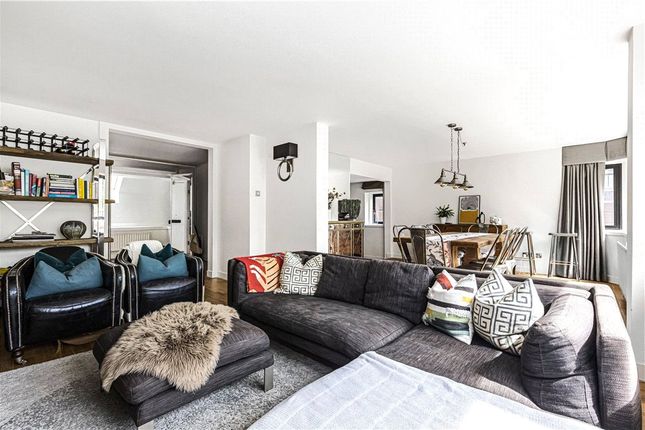 Thumbnail Flat to rent in Grosvenor Road, London, Westminster