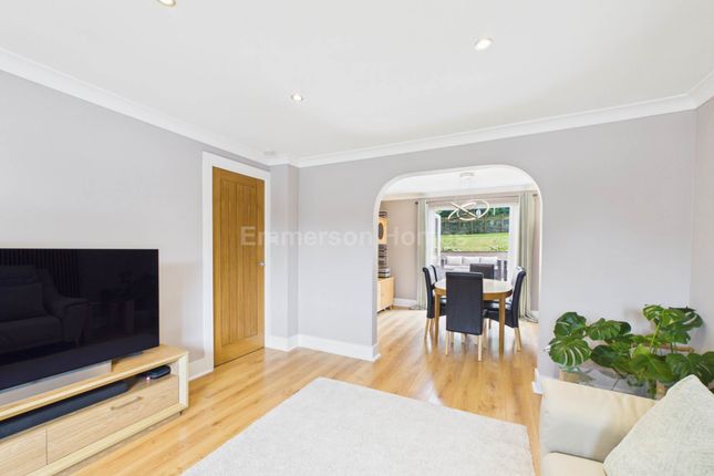 9, Springfield Woods, Johnstone photo 4